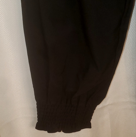 LIUMILAC Women Casual Cropped Pants Solid High Waist Dressy Pants with Pockets - Picture 4 of 4